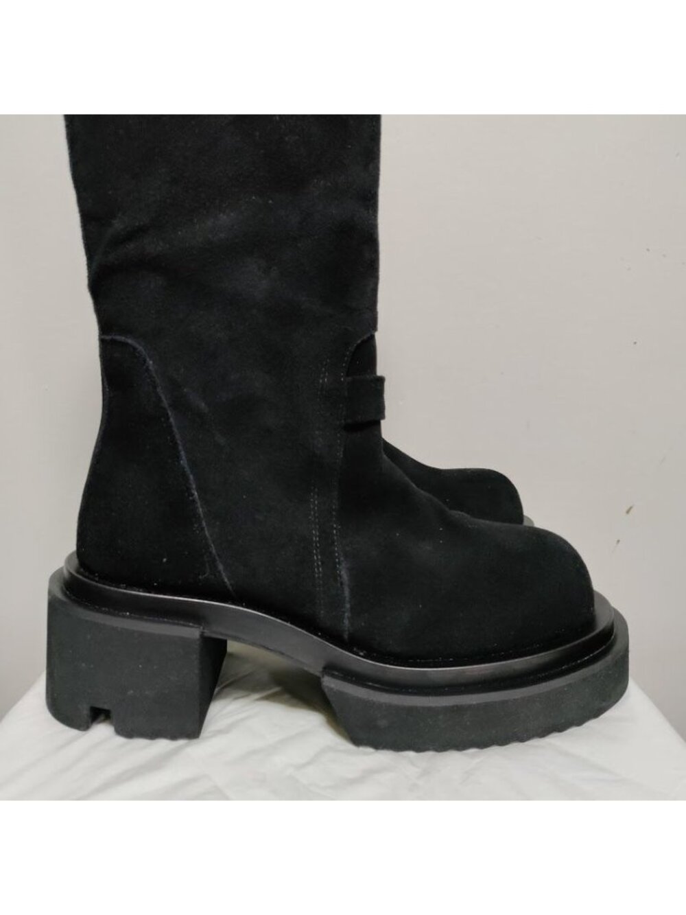 Black Suede Knee Mens Size 8 High Boots With Chunky Sole & Stacked Heel Rocker - Picture 9 of 15